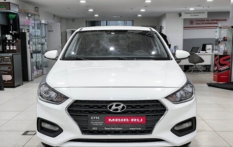 Hyundai Solaris II рестайлинг, 2018 год, 1 365 000 рублей, 2 фотография