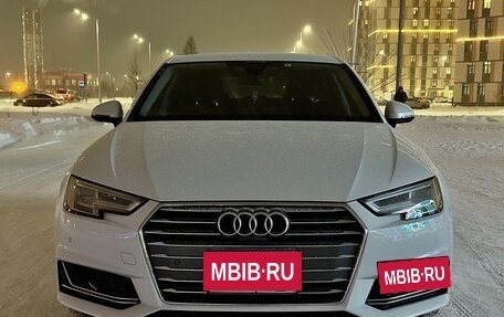 Audi A4, 2018 год, 2 430 000 рублей, 7 фотография