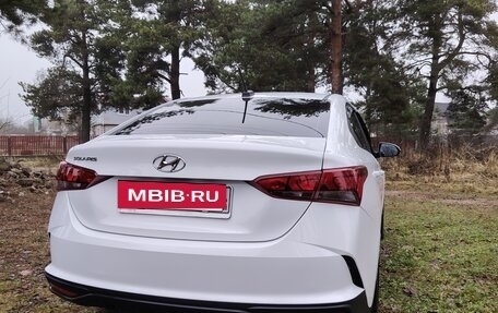 Hyundai Solaris II рестайлинг, 2021 год, 1 365 000 рублей, 6 фотография