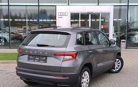 Skoda Karoq I, 2021 год, 2 490 000 рублей, 2 фотография