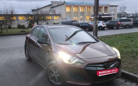 Hyundai i30 II рестайлинг, 2013 год, 750 000 рублей, 15 фотография