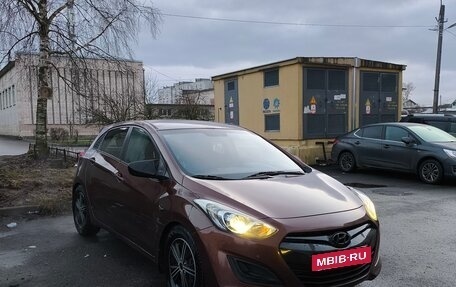 Hyundai i30 II рестайлинг, 2013 год, 750 000 рублей, 10 фотография