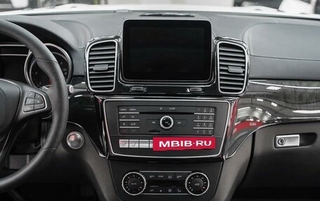 Mercedes-Benz GLS, 2016 год, 3 999 000 рублей, 8 фотография