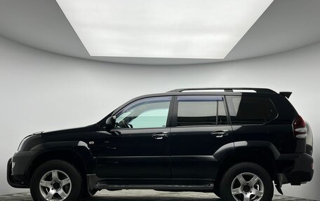 Toyota Land Cruiser Prado 120 рестайлинг, 2004 год, 1 695 000 рублей, 8 фотография