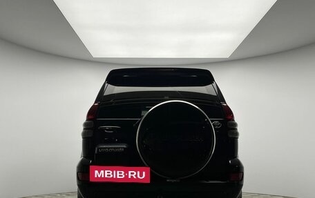 Toyota Land Cruiser Prado 120 рестайлинг, 2004 год, 1 695 000 рублей, 6 фотография