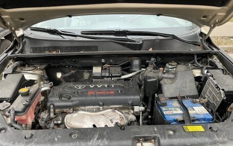 Toyota RAV4, 2006 год, 1 000 000 рублей, 15 фотография