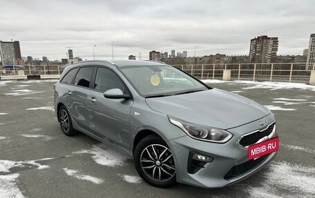 KIA cee'd III, 2020 год, 1 768 000 рублей, 2 фотография