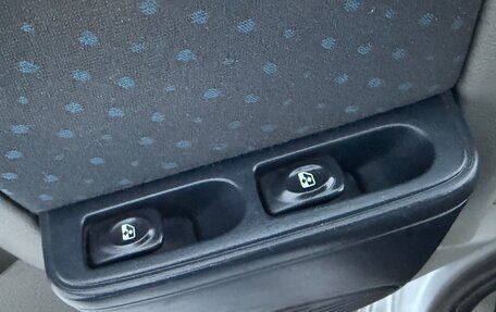 Renault Symbol I, 2005 год, 175 000 рублей, 26 фотография