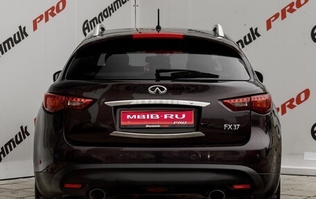 Infiniti FX II, 2011 год, 2 100 000 рублей, 6 фотография