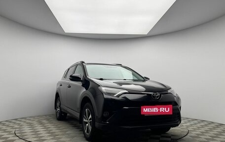 Toyota RAV4, 2017 год, 2 049 000 рублей, 3 фотография