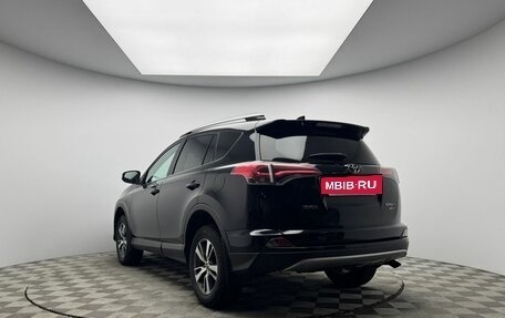 Toyota RAV4, 2017 год, 2 049 000 рублей, 7 фотография