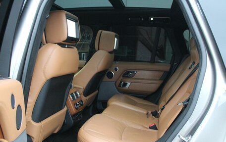 Land Rover Range Rover IV рестайлинг, 2018 год, 7 500 000 рублей, 24 фотография