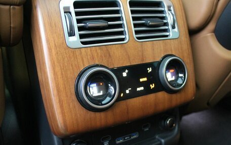 Land Rover Range Rover IV рестайлинг, 2018 год, 7 500 000 рублей, 25 фотография