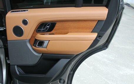 Land Rover Range Rover IV рестайлинг, 2018 год, 7 500 000 рублей, 28 фотография