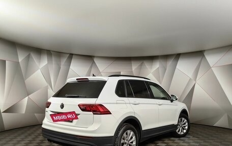 Volkswagen Tiguan II, 2019 год, 2 295 000 рублей, 2 фотография