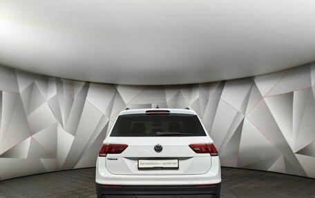 Volkswagen Tiguan II, 2019 год, 2 295 000 рублей, 8 фотография