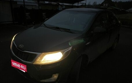 KIA Rio III рестайлинг, 2014 год, 580 000 рублей, 2 фотография