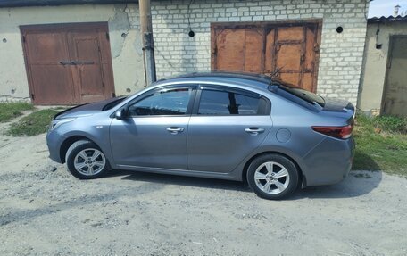 KIA Rio IV, 2017 год, 1 100 000 рублей, 4 фотография