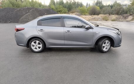 KIA Rio IV, 2017 год, 1 100 000 рублей, 18 фотография