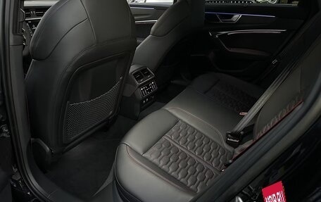 Audi RS 6, 2023 год, 15 900 000 рублей, 15 фотография