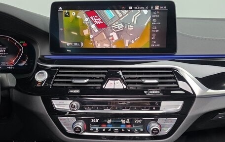 BMW 5 серия, 2022 год, 5 300 000 рублей, 17 фотография