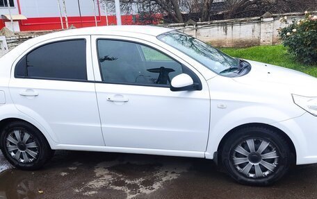 Ravon Nexia R3, 2017 год, 750 000 рублей, 3 фотография