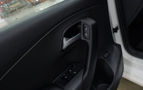 Volkswagen Polo VI (EU Market), 2019 год, 1 490 000 рублей, 10 фотография