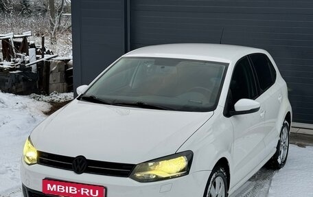 Volkswagen Polo VI (EU Market), 2012 год, 830 000 рублей, 1 фотография
