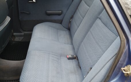 Mazda 626, 1990 год, 275 000 рублей, 16 фотография