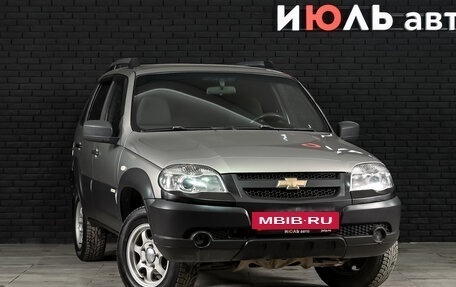 Chevrolet Niva I рестайлинг, 2014 год, 690 000 рублей, 3 фотография