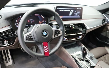 BMW 5 серия, 2020 год, 5 890 000 рублей, 14 фотография