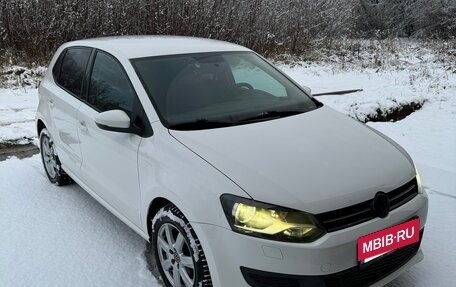 Volkswagen Polo VI (EU Market), 2012 год, 830 000 рублей, 3 фотография