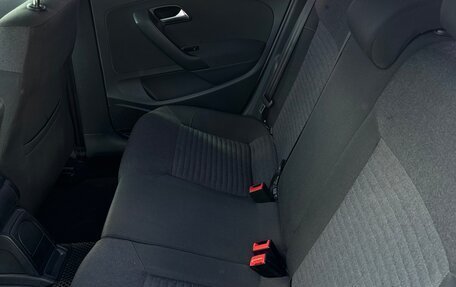 Volkswagen Polo VI (EU Market), 2012 год, 830 000 рублей, 23 фотография