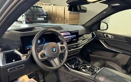 BMW X7, 2025 год, 13 000 000 рублей, 9 фотография
