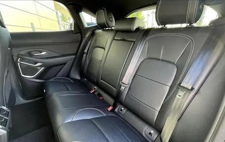 Jaguar E-Pace, 2024 год, 6 150 000 рублей, 10 фотография