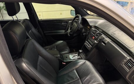 Mercedes-Benz E-Класс, 1997 год, 699 000 рублей, 9 фотография