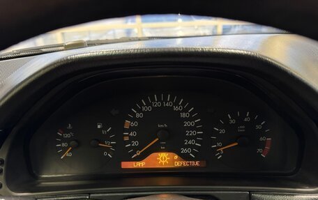 Mercedes-Benz E-Класс, 1997 год, 699 000 рублей, 11 фотография