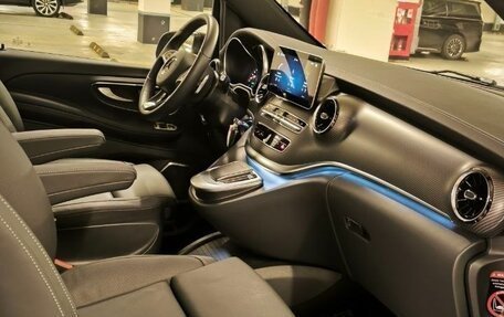 Mercedes-Benz V-Класс, 2023 год, 38 000 000 рублей, 9 фотография