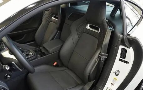 Jaguar F-Type I рестайлинг 2, 2024 год, 13 050 000 рублей, 10 фотография