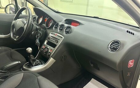 Peugeot 308 II, 2011 год, 549 000 рублей, 10 фотография