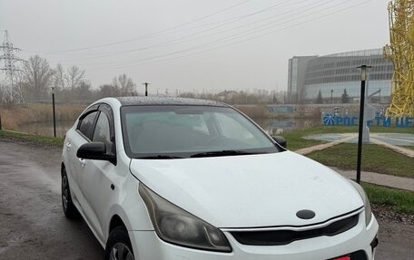 KIA Rio IV, 2017 год, 680 000 рублей, 1 фотография
