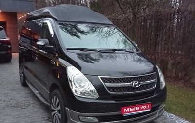 Hyundai Grand Starex Grand Starex I рестайлинг 2, 2015 год, 2 499 000 рублей, 1 фотография
