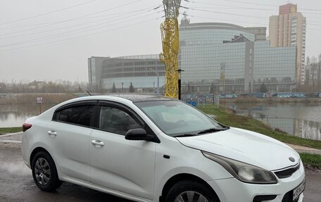 KIA Rio IV, 2017 год, 680 000 рублей, 3 фотография