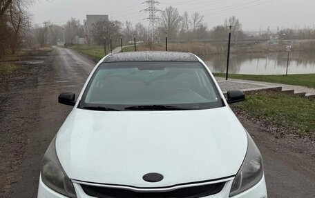 KIA Rio IV, 2017 год, 680 000 рублей, 2 фотография