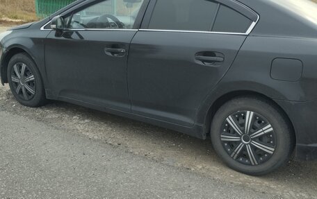 Toyota Avensis III рестайлинг, 2009 год, 4 фотография