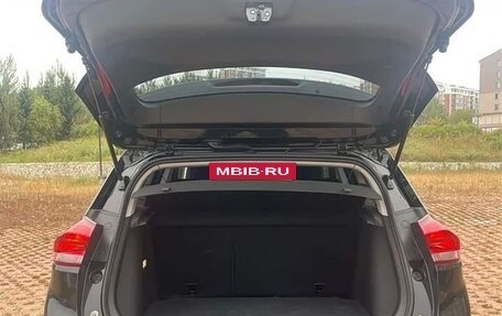 Chevrolet Trax, 2022 год, 1 365 000 рублей, 7 фотография