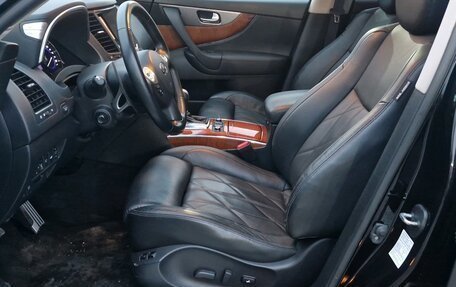 Infiniti QX70, 2015 год, 2 490 000 рублей, 6 фотография