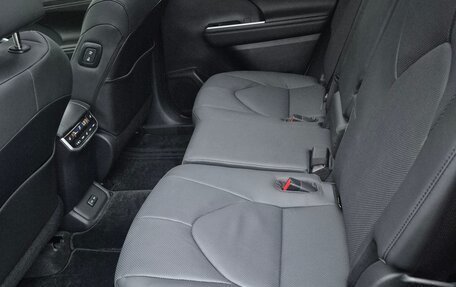 Toyota Highlander, 2025 год, 5 590 000 рублей, 10 фотография