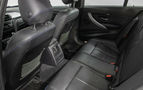 BMW 3 серия, 2018 год, 2 760 000 рублей, 11 фотография