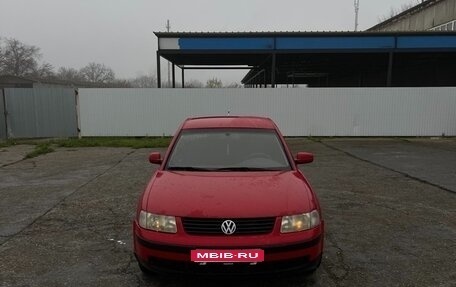 Volkswagen Passat B5+ рестайлинг, 1998 год, 315 000 рублей, 1 фотография